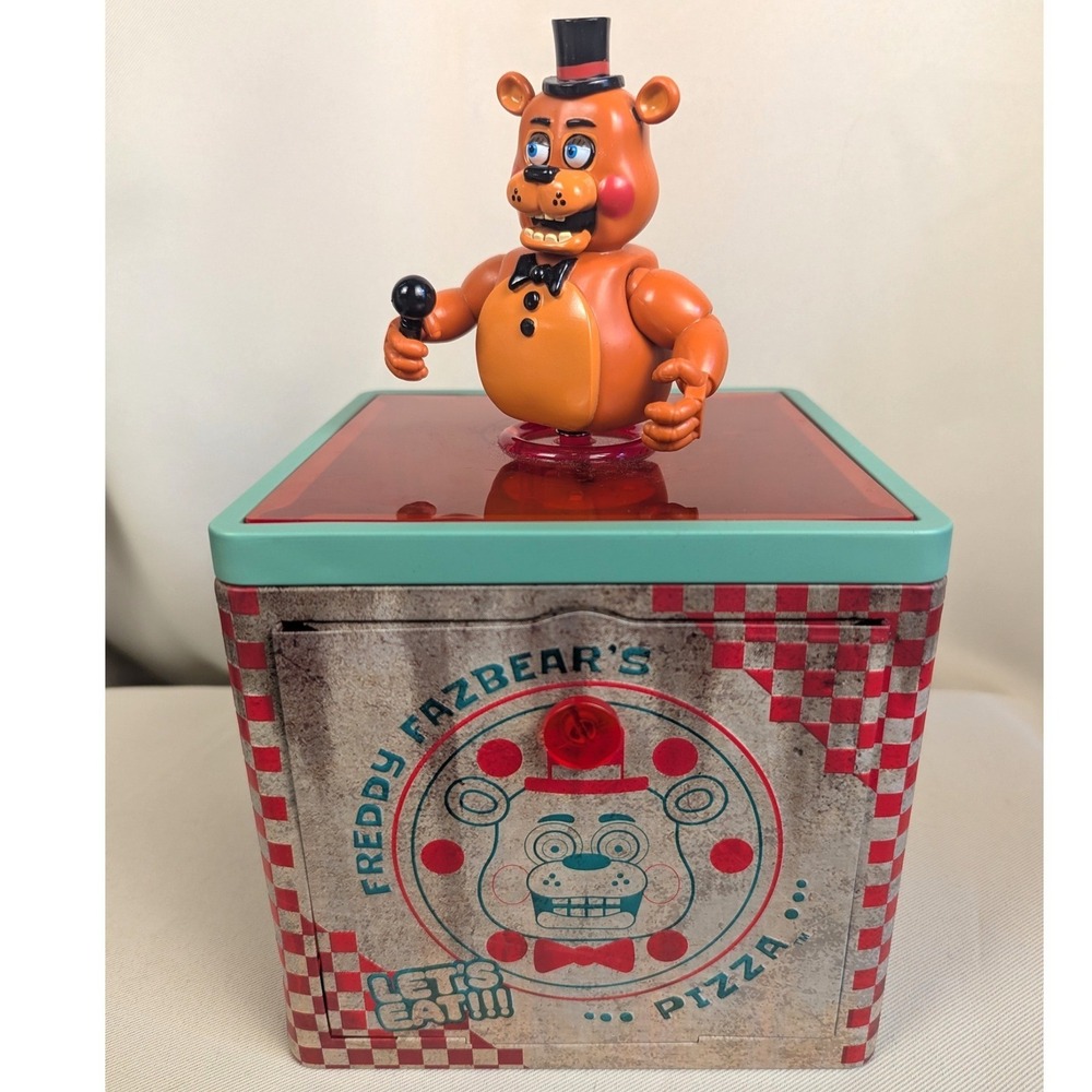 Five Nights at Freddy's 2 Movie Popcorn Tin Container Freddy Topper Golden